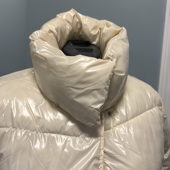 Winter coat for women - Picture 3 of 8